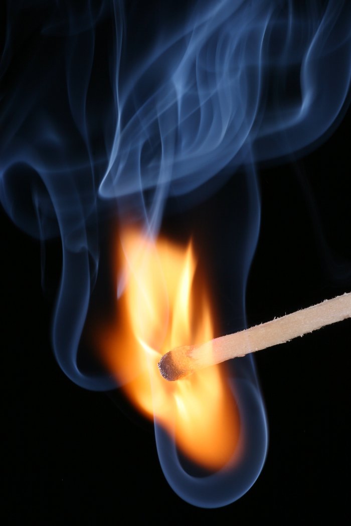 Recordando que el fuego no se enciende. Se prolonga. Fire