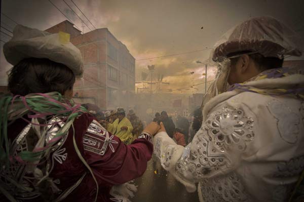 Crédito: Cuetillos, Carnaval La Paz, Rodrigo Aliaga Ibarguen, pulse en la foto para visitar su sitio
