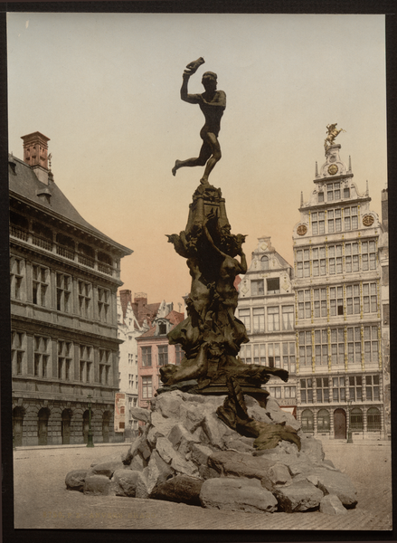 Brabo_Monument,_Antwerp,_Belgium_WDL4148